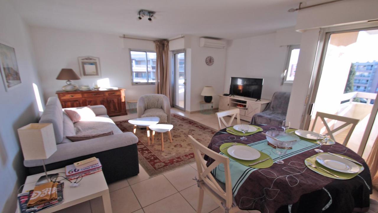 Les Coralies Apartment Sainte-Maxime Luaran gambar